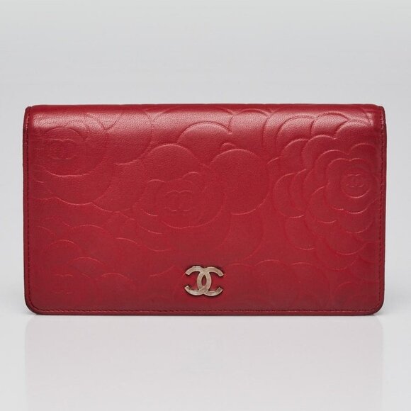 Chanel Red Camellia Embossed Lambskin Leather L Yen Wallet - Picture 1 of 9